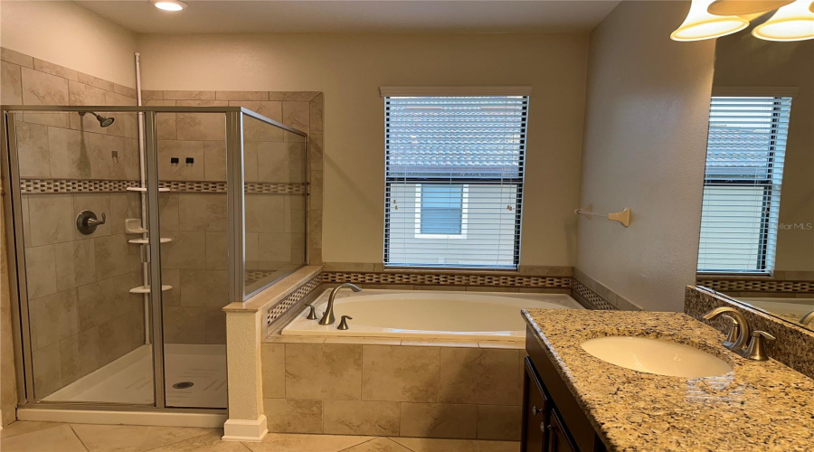 DAVENPORT, Florida 33896, 3 Bedrooms Bedrooms, ,2 BathroomsBathrooms,Residential,For Sale,AZALEA SANDS,0,MFRO6340096