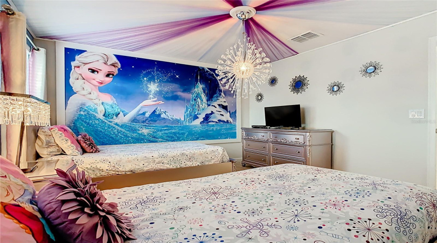 DAVENPORT, Florida 33837, 5 Bedrooms Bedrooms, ,5 BathroomsBathrooms,Residential,For Sale,SOLTERRA,0,MFRO6340327
