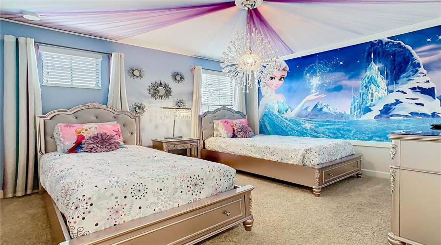 DAVENPORT, Florida 33837, 5 Bedrooms Bedrooms, ,5 BathroomsBathrooms,Residential,For Sale,SOLTERRA,0,MFRO6340327