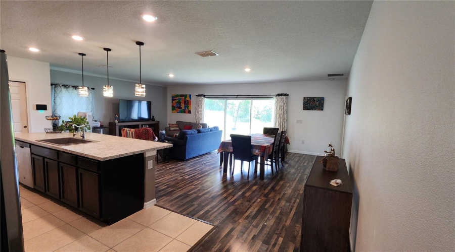 KISSIMMEE, Florida 34746, 3 Bedrooms Bedrooms, ,2 BathroomsBathrooms,Residential,For Sale,LAKE RUSSELL,0,MFRS5133736