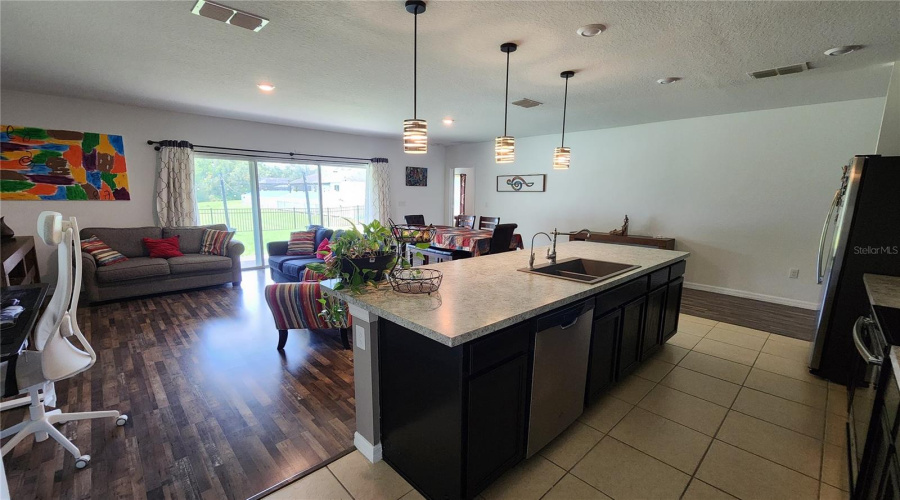 KISSIMMEE, Florida 34746, 3 Bedrooms Bedrooms, ,2 BathroomsBathrooms,Residential,For Sale,LAKE RUSSELL,0,MFRS5133736