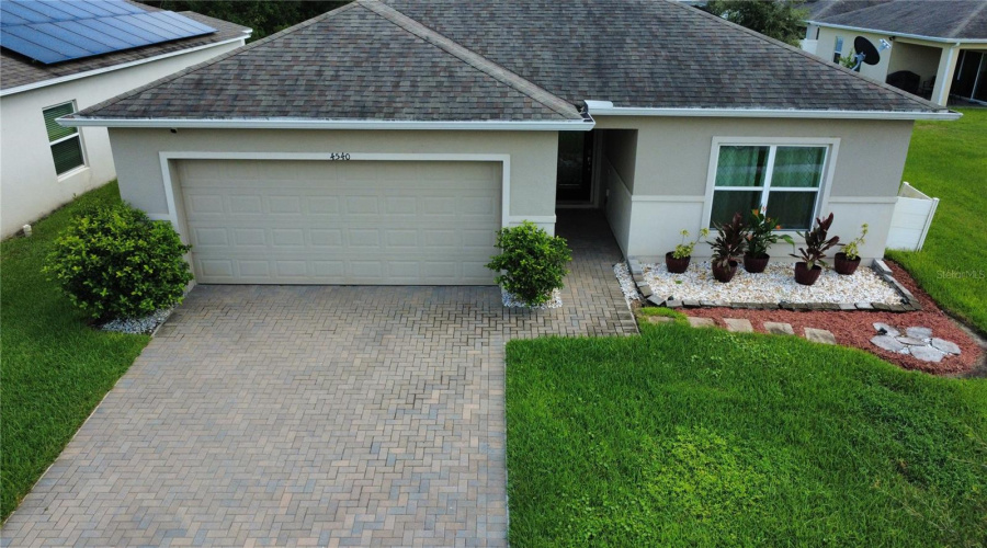 KISSIMMEE, Florida 34746, 3 Bedrooms Bedrooms, ,2 BathroomsBathrooms,Residential,For Sale,LAKE RUSSELL,0,MFRS5133736