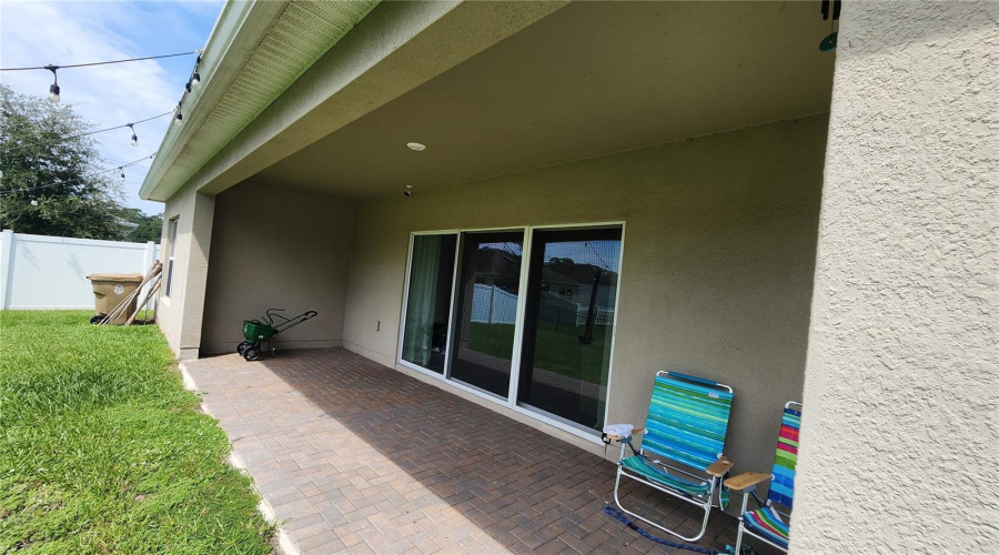 KISSIMMEE, Florida 34746, 3 Bedrooms Bedrooms, ,2 BathroomsBathrooms,Residential,For Sale,LAKE RUSSELL,0,MFRS5133736
