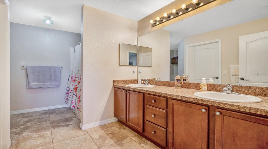 DAVENPORT, Florida 33837, 3 Bedrooms Bedrooms, ,2 BathroomsBathrooms,Residential,For Sale,PETER PAN BLVD,0,MFRO6340339