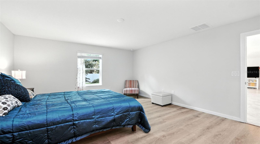 KISSIMMEE, Florida 34746, 3 Bedrooms Bedrooms, ,2 BathroomsBathrooms,Residential,For Sale,BLUFF OAK,0,MFRO6340414