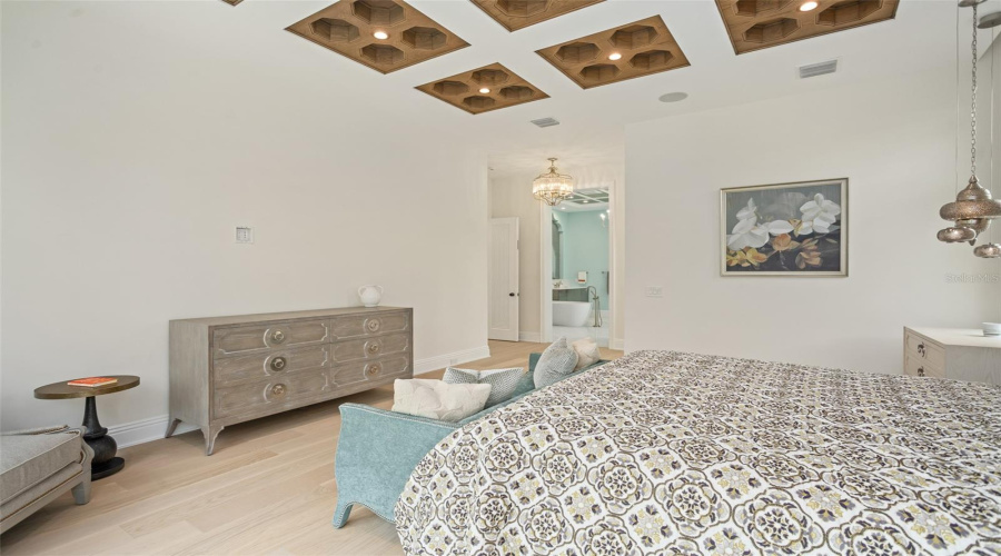 GOLDEN OAK, Florida 32836, 5 Bedrooms Bedrooms, ,6 BathroomsBathrooms,Residential,For Sale,AUTUMN MIST LN,0,MFRO6339148