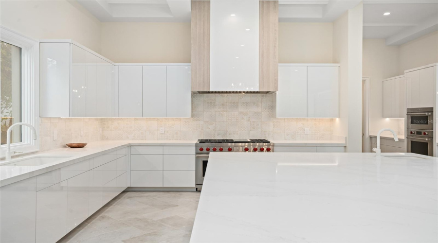 GOLDEN OAK, Florida 32836, 5 Bedrooms Bedrooms, ,6 BathroomsBathrooms,Residential,For Sale,AUTUMN MIST LN,0,MFRO6339148