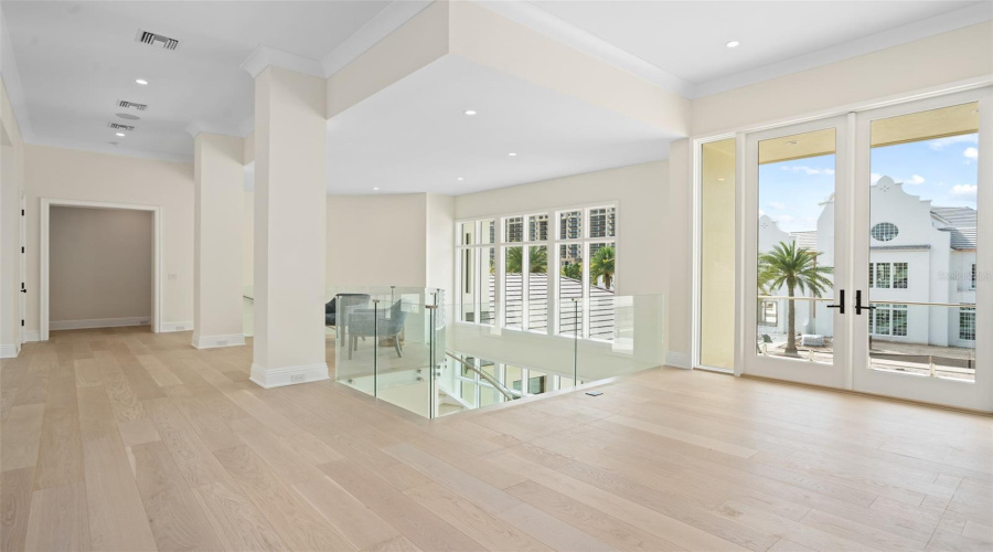 GOLDEN OAK, Florida 32836, 5 Bedrooms Bedrooms, ,6 BathroomsBathrooms,Residential,For Sale,AUTUMN MIST LN,0,MFRO6339148