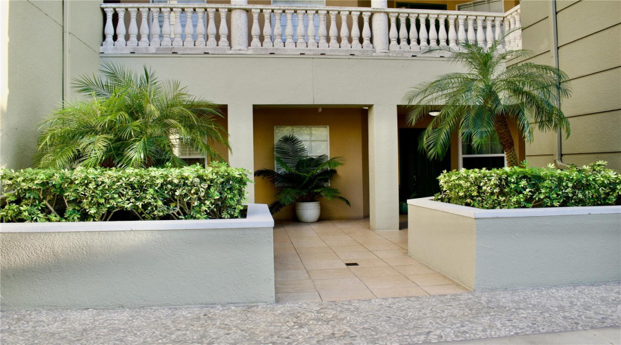 ORLANDO, Florida 32836, 3 Bedrooms Bedrooms, ,2 BathroomsBathrooms,Residential,For Sale,THE ESPLANADE,0,MFRO6300560