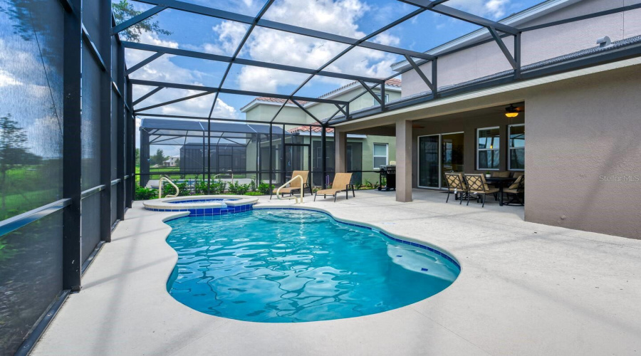 DAVENPORT, Florida 33837, 6 Bedrooms Bedrooms, ,5 BathroomsBathrooms,Residential,For Sale,BROAD OAK,0,MFRO6285366
