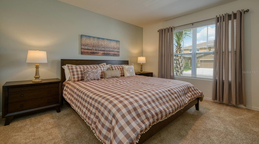 DAVENPORT, Florida 33837, 6 Bedrooms Bedrooms, ,5 BathroomsBathrooms,Residential,For Sale,BROAD OAK,0,MFRO6285366
