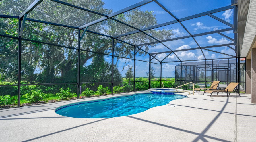 DAVENPORT, Florida 33837, 6 Bedrooms Bedrooms, ,5 BathroomsBathrooms,Residential,For Sale,BROAD OAK,0,MFRO6285366