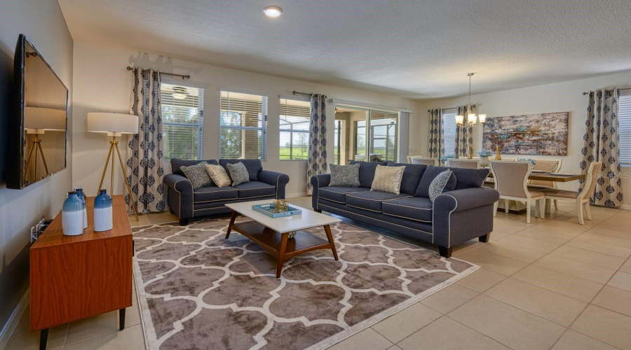 DAVENPORT, Florida 33837, 6 Bedrooms Bedrooms, ,5 BathroomsBathrooms,Residential,For Sale,BROAD OAK,0,MFRO6285366
