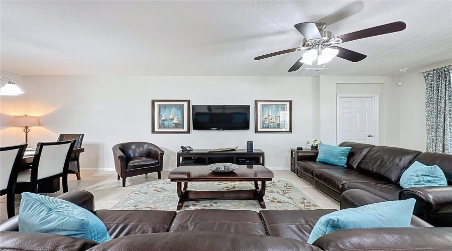 DAVENPORT, Florida 33896, 4 Bedrooms Bedrooms, ,3 BathroomsBathrooms,Residential,For Sale,YORKSHIRE,0,MFRS5128265