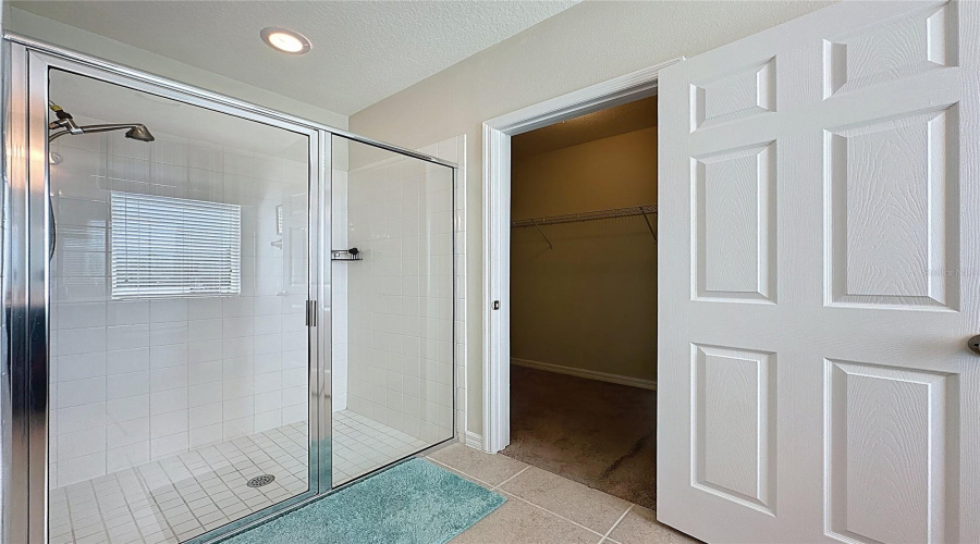 DAVENPORT, Florida 33896, 4 Bedrooms Bedrooms, ,3 BathroomsBathrooms,Residential,For Sale,YORKSHIRE,0,MFRS5128265