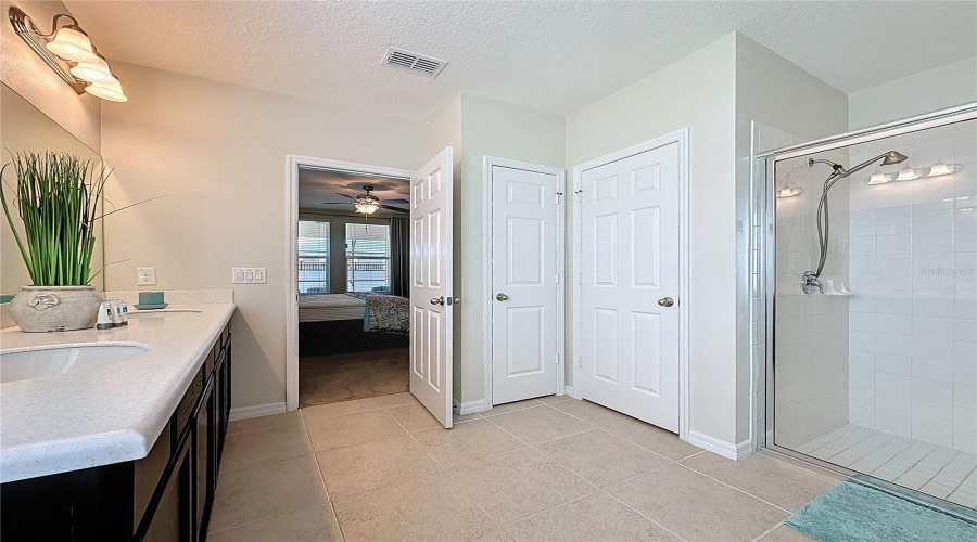 DAVENPORT, Florida 33896, 4 Bedrooms Bedrooms, ,3 BathroomsBathrooms,Residential,For Sale,YORKSHIRE,0,MFRS5128265
