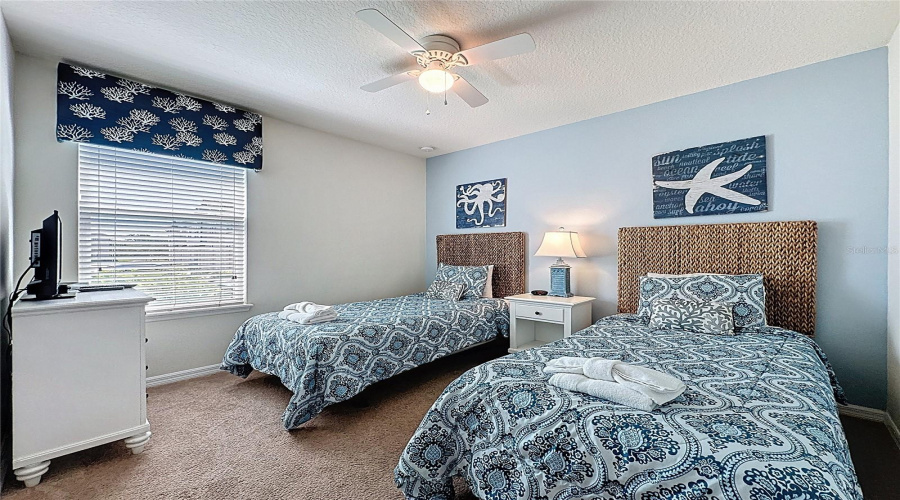 DAVENPORT, Florida 33896, 4 Bedrooms Bedrooms, ,3 BathroomsBathrooms,Residential,For Sale,YORKSHIRE,0,MFRS5128265