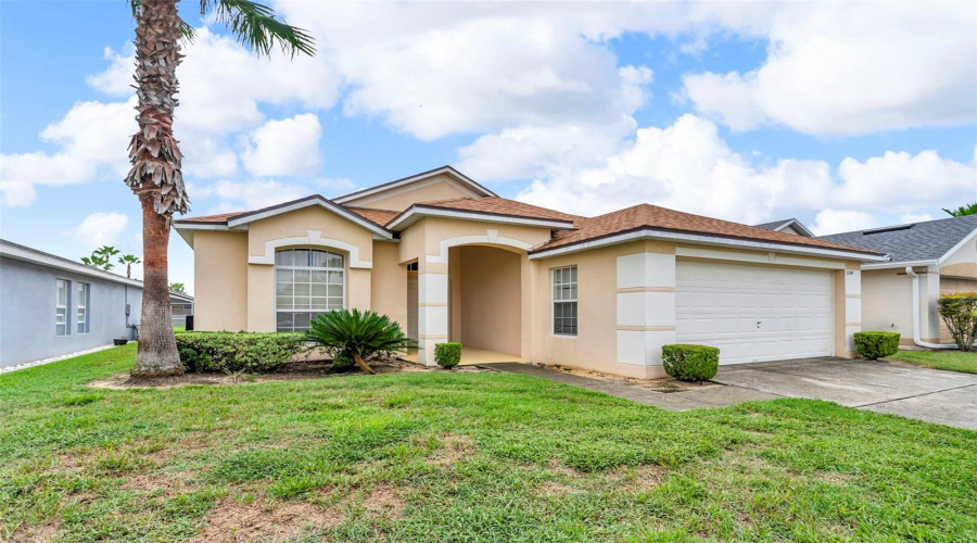 DAVENPORT, Florida 33897, 3 Bedrooms Bedrooms, ,2 BathroomsBathrooms,Residential,For Sale,BLOOMINGDALE,0,MFRG5101469