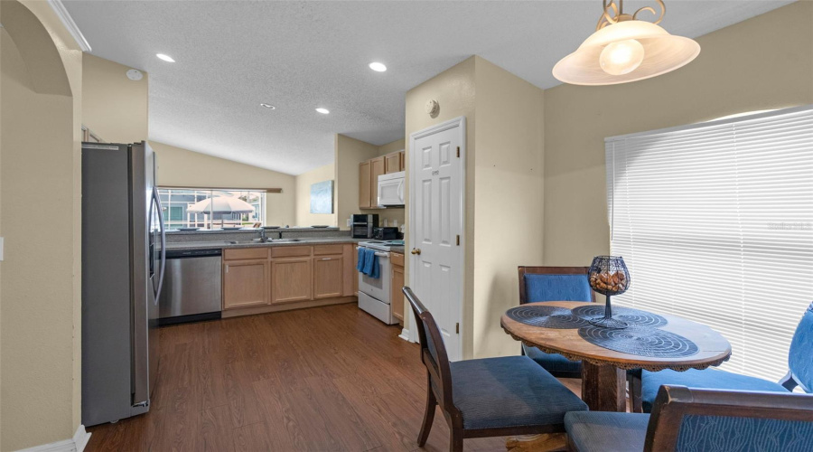 DAVENPORT, Florida 33897, 3 Bedrooms Bedrooms, ,2 BathroomsBathrooms,Residential,For Sale,BLOOMINGDALE,0,MFRG5101469