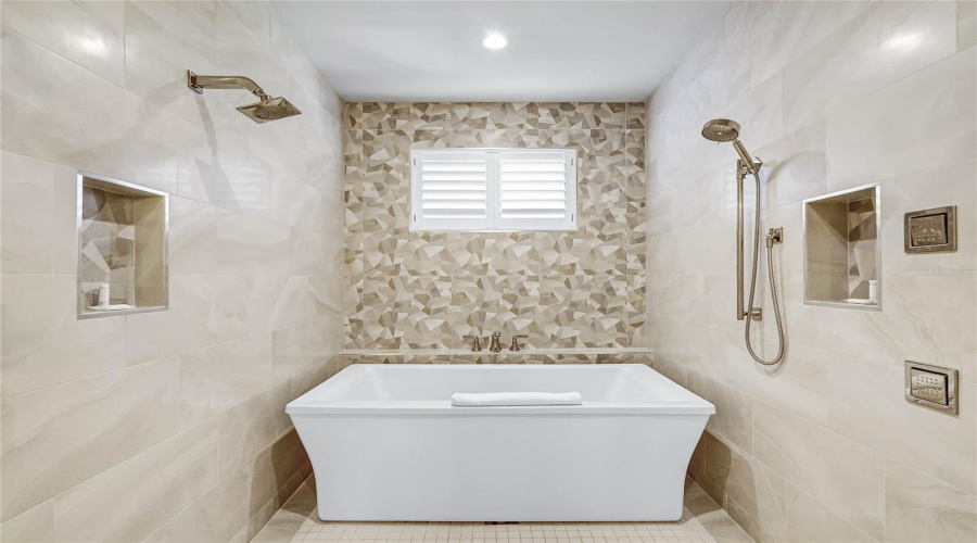 REUNION, Florida 34747, 16 Bedrooms Bedrooms, ,18 BathroomsBathrooms,Residential,For Sale,GRAND TRAVERSE,0,MFRO6288561