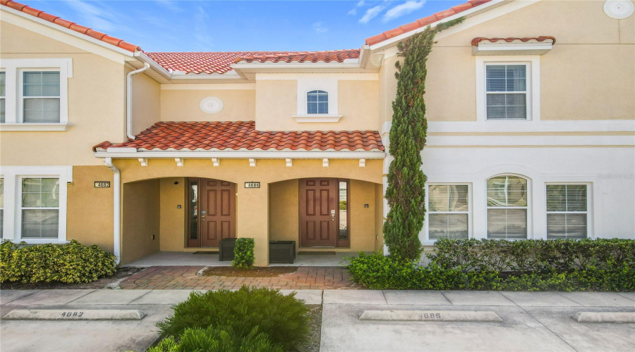 DAVENPORT, Florida 33837, 4 Bedrooms Bedrooms, ,3 BathroomsBathrooms,Residential,For Sale,TERRASONESTA,0,MFRO6340618