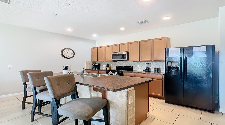 DAVENPORT, Florida 33837, 4 Bedrooms Bedrooms, ,3 BathroomsBathrooms,Residential,For Sale,TERRASONESTA,0,MFRO6340618