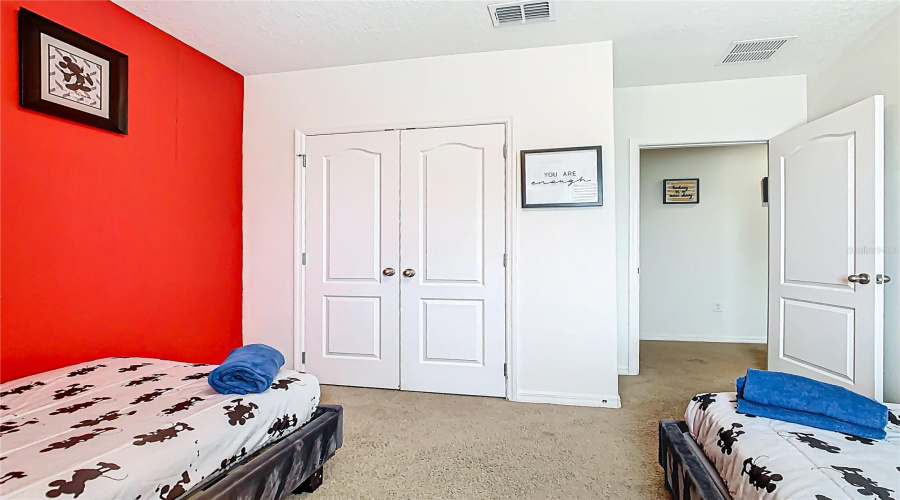 DAVENPORT, Florida 33837, 4 Bedrooms Bedrooms, ,3 BathroomsBathrooms,Residential,For Sale,TERRASONESTA,0,MFRO6340618