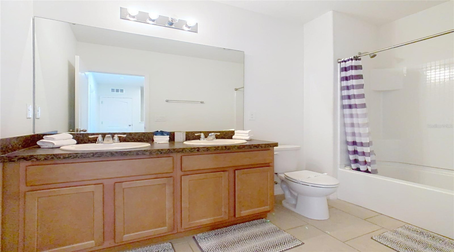 DAVENPORT, Florida 33837, 4 Bedrooms Bedrooms, ,3 BathroomsBathrooms,Residential,For Sale,TERRASONESTA,0,MFRO6340618