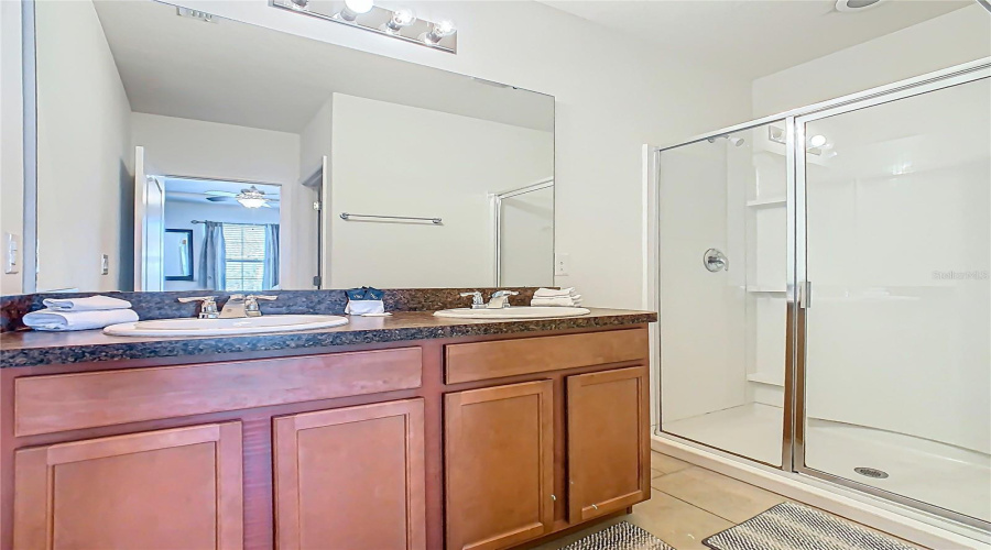 DAVENPORT, Florida 33837, 4 Bedrooms Bedrooms, ,3 BathroomsBathrooms,Residential,For Sale,TERRASONESTA,0,MFRO6340618