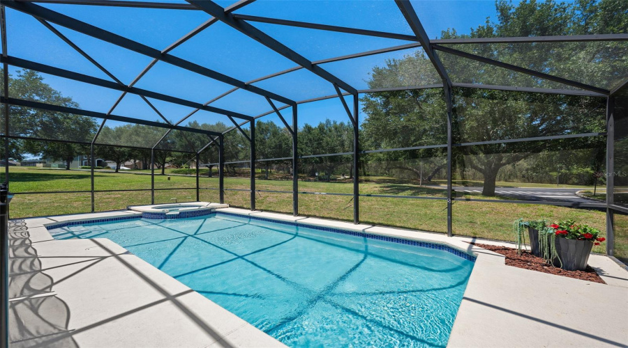 KISSIMMEE, Florida 34747, 7 Bedrooms Bedrooms, ,4 BathroomsBathrooms,Residential,For Sale,OASIS KEY,0,MFRO6338488