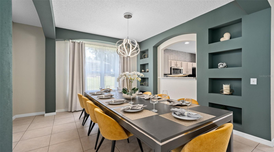 KISSIMMEE, Florida 34747, 7 Bedrooms Bedrooms, ,4 BathroomsBathrooms,Residential,For Sale,OASIS KEY,0,MFRO6338488