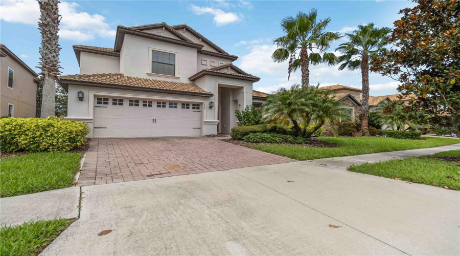 DAVENPORT, Florida 33896, 4 Bedrooms Bedrooms, ,3 BathroomsBathrooms,Residential,For Sale,MOSS CREEK,0,MFRS5133811
