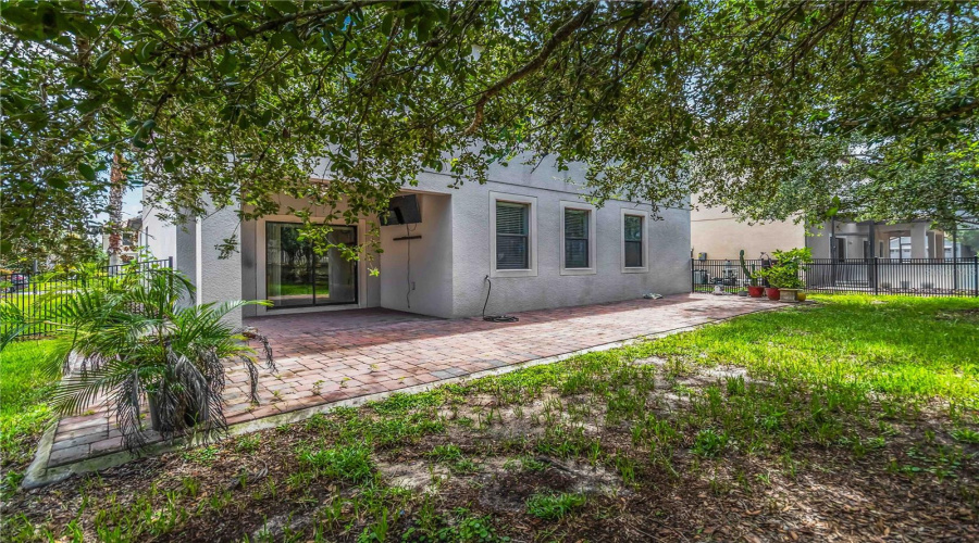 DAVENPORT, Florida 33896, 4 Bedrooms Bedrooms, ,3 BathroomsBathrooms,Residential,For Sale,MOSS CREEK,0,MFRS5133811