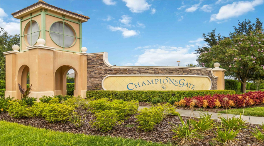 DAVENPORT, Florida 33896, 4 Bedrooms Bedrooms, ,3 BathroomsBathrooms,Residential,For Sale,MOSS CREEK,0,MFRS5133811