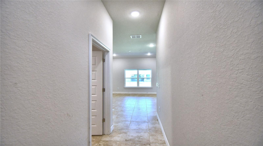 DAVENPORT, Florida 33837, 3 Bedrooms Bedrooms, ,2 BathroomsBathrooms,Residential,For Sale,BERRY,0,MFRP4931127