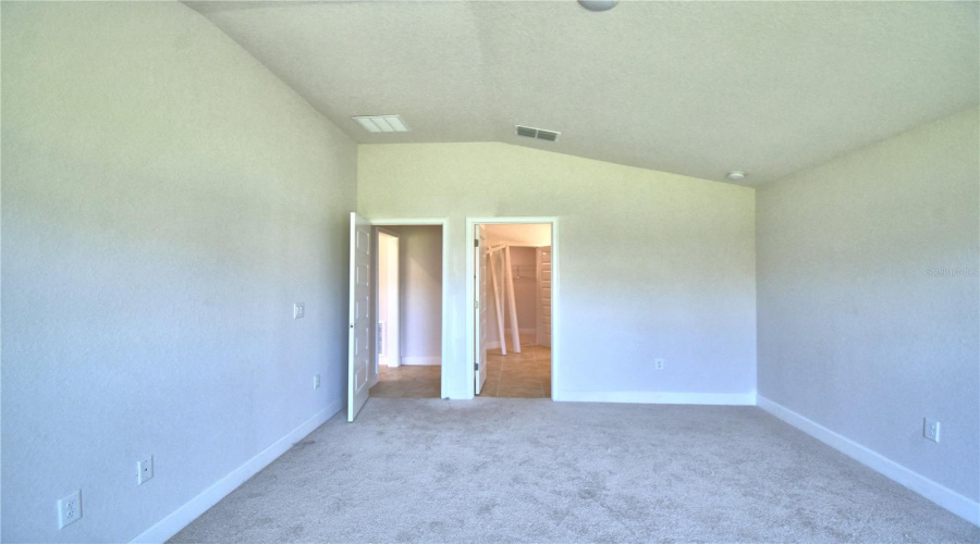 DAVENPORT, Florida 33837, 3 Bedrooms Bedrooms, ,2 BathroomsBathrooms,Residential,For Sale,BERRY,0,MFRP4931127