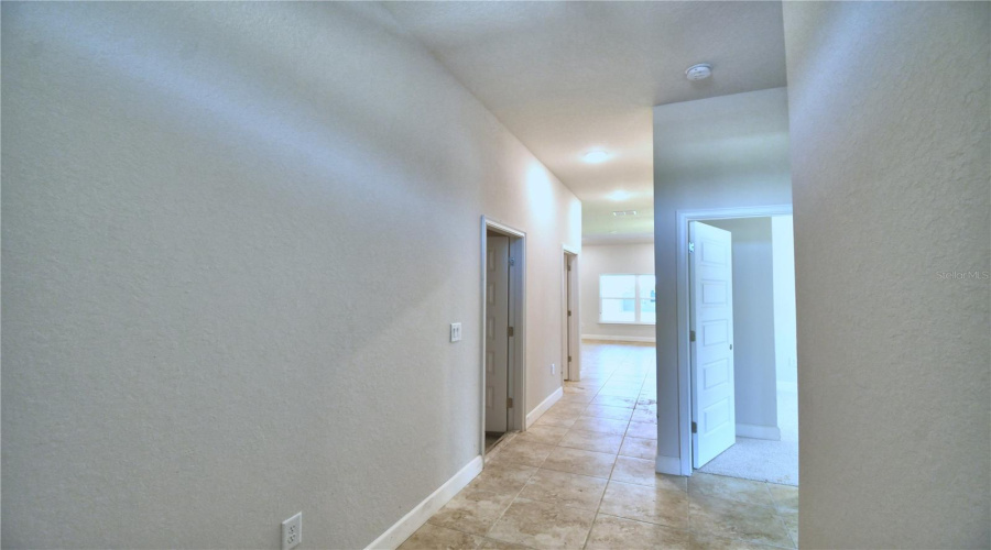 DAVENPORT, Florida 33837, 3 Bedrooms Bedrooms, ,2 BathroomsBathrooms,Residential,For Sale,BERRY,0,MFRP4931127