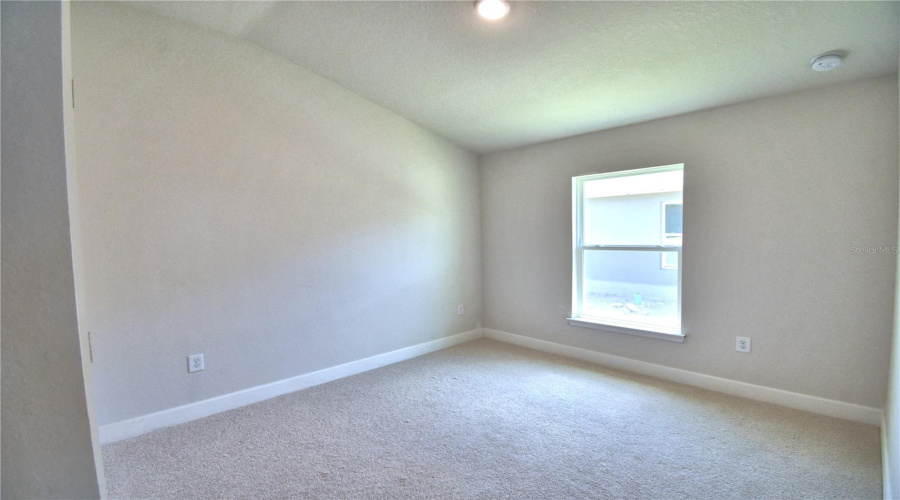 DAVENPORT, Florida 33837, 3 Bedrooms Bedrooms, ,2 BathroomsBathrooms,Residential,For Sale,BERRY,0,MFRP4931127