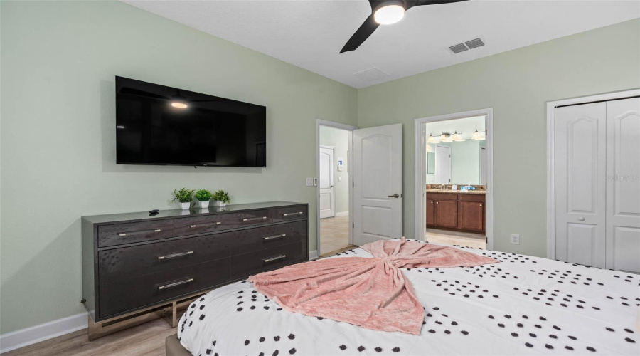 DAVENPORT, Florida 33896, 8 Bedrooms Bedrooms, ,5 BathroomsBathrooms,Residential,For Sale,BELLE TERRE,0,MFRO6340743