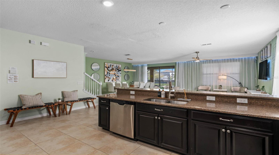 DAVENPORT, Florida 33896, 8 Bedrooms Bedrooms, ,5 BathroomsBathrooms,Residential,For Sale,BELLE TERRE,0,MFRO6340743
