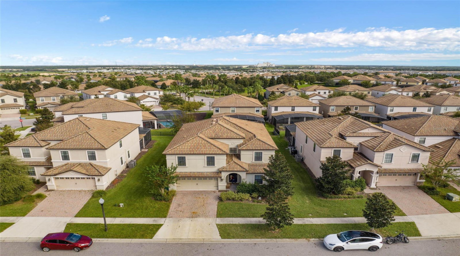 DAVENPORT, Florida 33896, 8 Bedrooms Bedrooms, ,5 BathroomsBathrooms,Residential,For Sale,BELLE TERRE,0,MFRO6340743