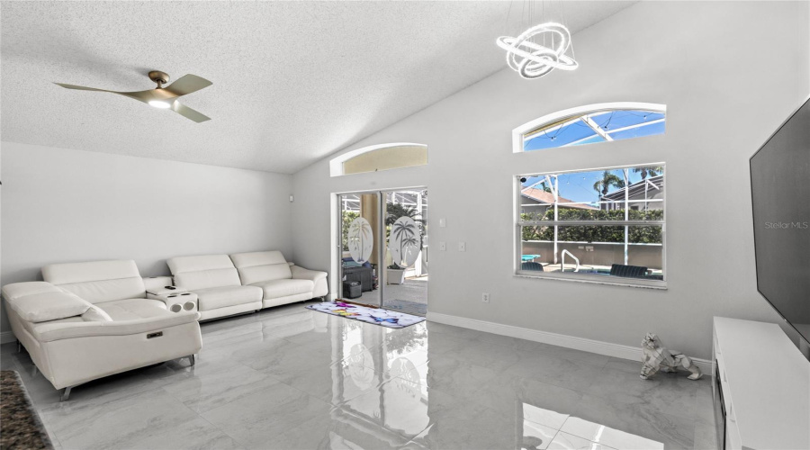 DAVENPORT, Florida 33837, 4 Bedrooms Bedrooms, ,3 BathroomsBathrooms,Residential,For Sale,TIVOLI,0,MFRO6291263