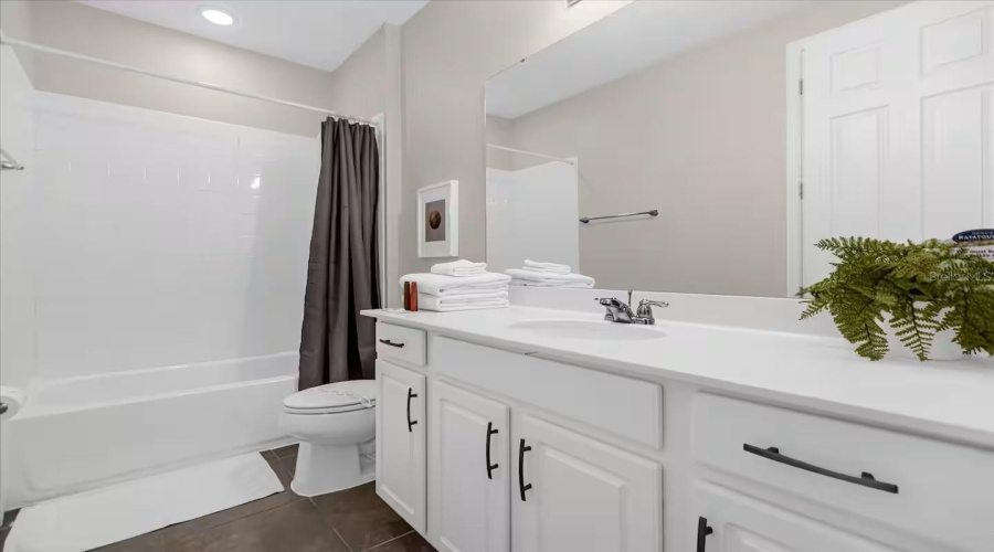 KISSIMMEE, Florida 34747, 9 Bedrooms Bedrooms, ,6 BathroomsBathrooms,Residential,For Sale,NASSAU POINT,0,MFRO6340869