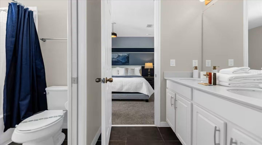 KISSIMMEE, Florida 34747, 9 Bedrooms Bedrooms, ,6 BathroomsBathrooms,Residential,For Sale,NASSAU POINT,0,MFRO6340869