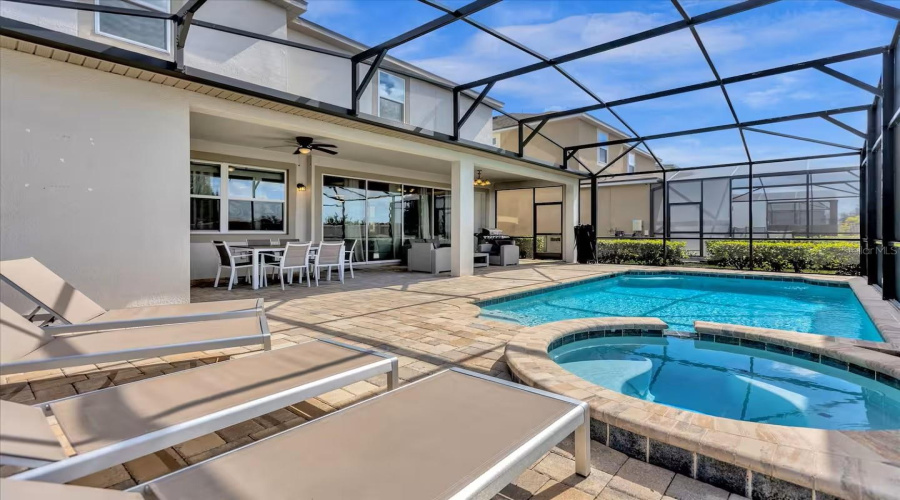 KISSIMMEE, Florida 34747, 9 Bedrooms Bedrooms, ,6 BathroomsBathrooms,Residential,For Sale,NASSAU POINT,0,MFRO6340869