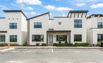 DAVENPORT, Florida 33896, 4 Bedrooms Bedrooms, ,3 BathroomsBathrooms,Residential,For Sale,VILLA DOMANI,0,MFRO6340767