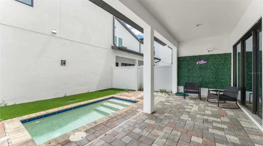 DAVENPORT, Florida 33896, 4 Bedrooms Bedrooms, ,3 BathroomsBathrooms,Residential,For Sale,VILLA DOMANI,0,MFRO6340767