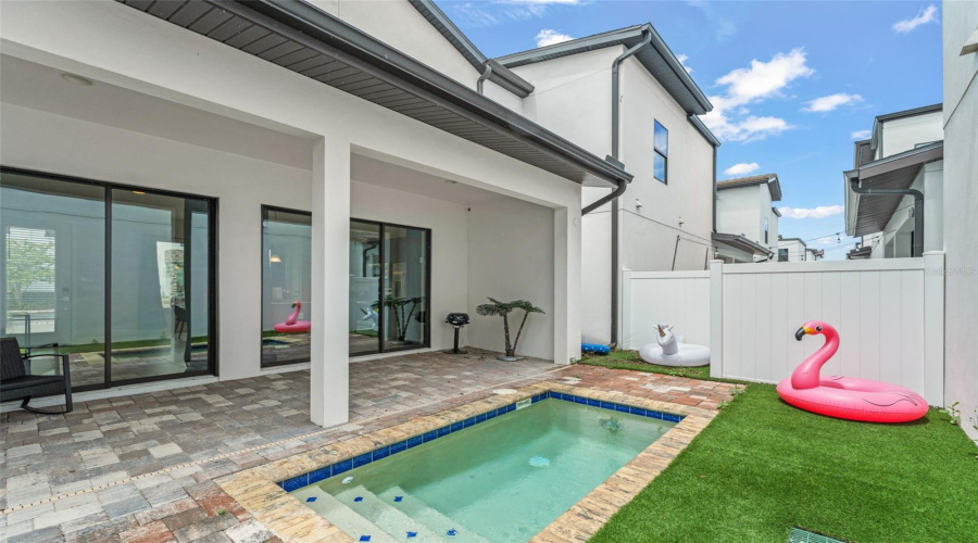 DAVENPORT, Florida 33896, 4 Bedrooms Bedrooms, ,3 BathroomsBathrooms,Residential,For Sale,VILLA DOMANI,0,MFRO6340767