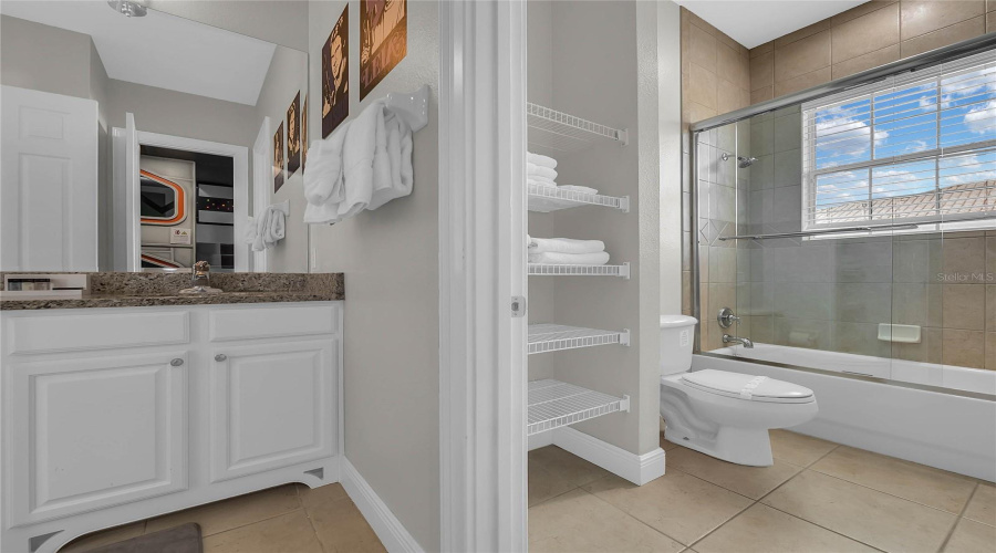 REUNION, Florida 34747, 5 Bedrooms Bedrooms, ,4 BathroomsBathrooms,Residential,For Sale,RADIANT,0,MFRO6339204