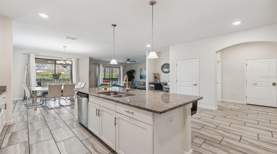 DAVENPORT, Florida 33837, 6 Bedrooms Bedrooms, ,5 BathroomsBathrooms,Residential,For Sale,SOLTERRA,0,MFRS5121088